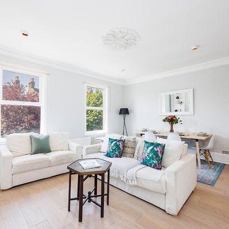 Welcomestay Colliers Wood Two Bed Apartment - Home Away From Home Londra Dış mekan fotoğraf