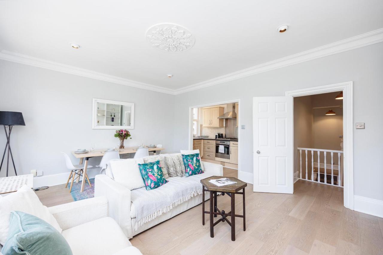 Welcomestay Colliers Wood Two Bed Apartment - Home Away From Home Londra Dış mekan fotoğraf