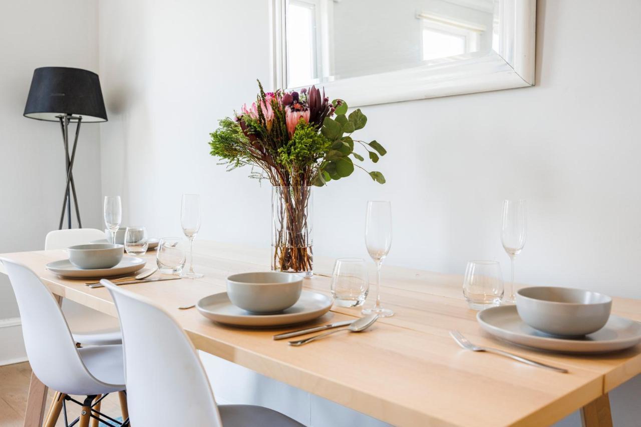 Welcomestay Colliers Wood Two Bed Apartment - Home Away From Home Londra Dış mekan fotoğraf